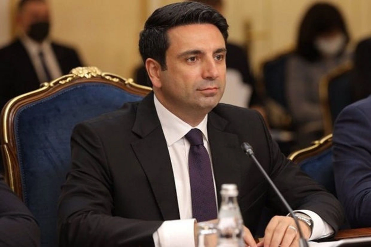 Ален Симонян: Сегодня появился исторический шанс установить мир между Арменией и Азербайджаном